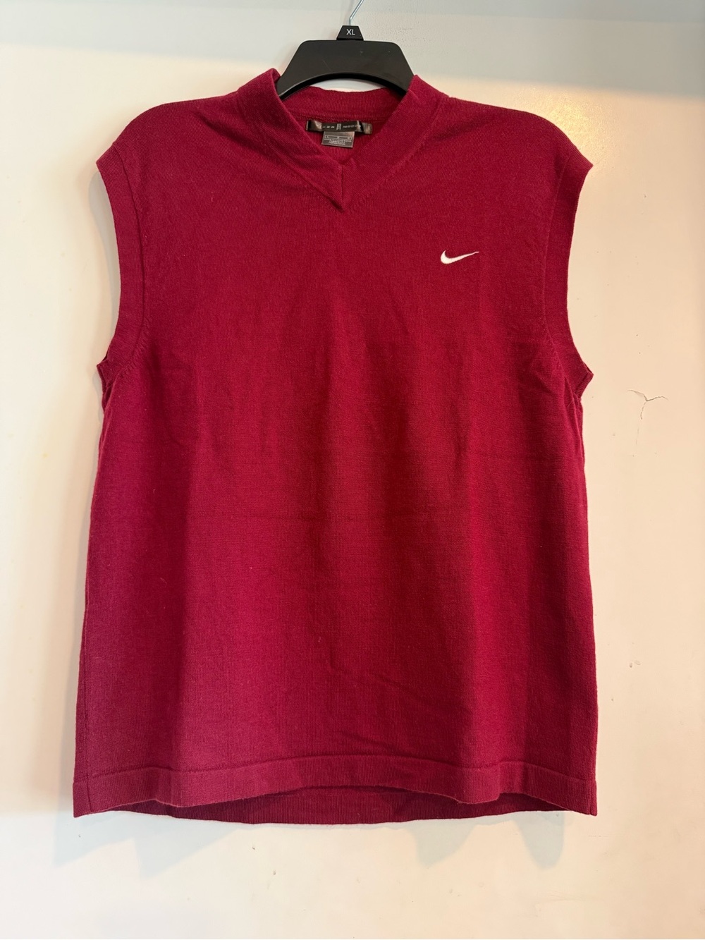 VTG Nike Tiger Woods 100% Wool Golf Sweater Vest Red V-Neck Preppy Sz L